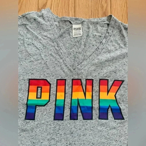 PINK VS RAINBOW TSHIRT / LEGGINGS OUTFIT  SMALL - Picture 4 of 11